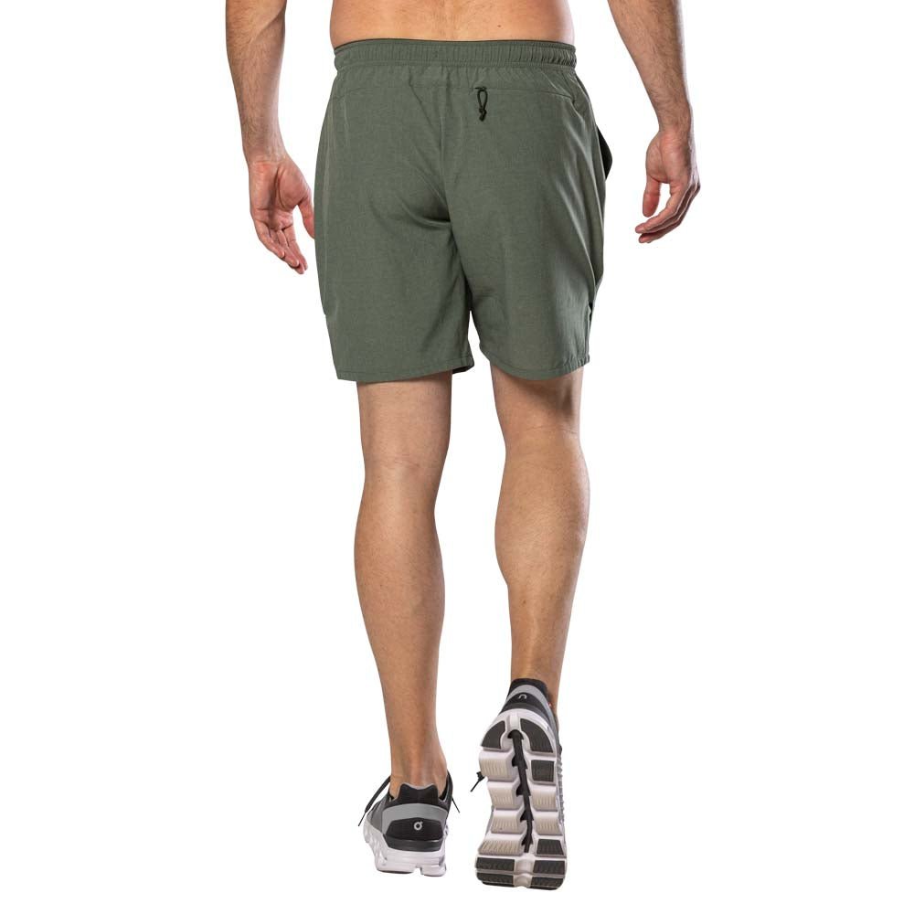 Nathan Essential Shorts 7" Unlined
